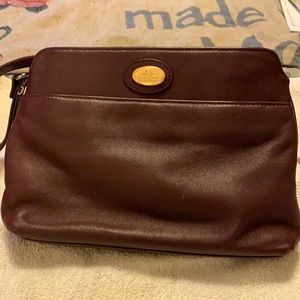 Erie Erie Aigner purse cross shoulder. Maroon